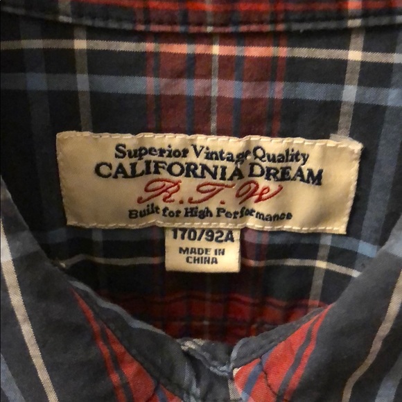 California Dream R.T.W shirt in navy and red - Picture 7 of 7